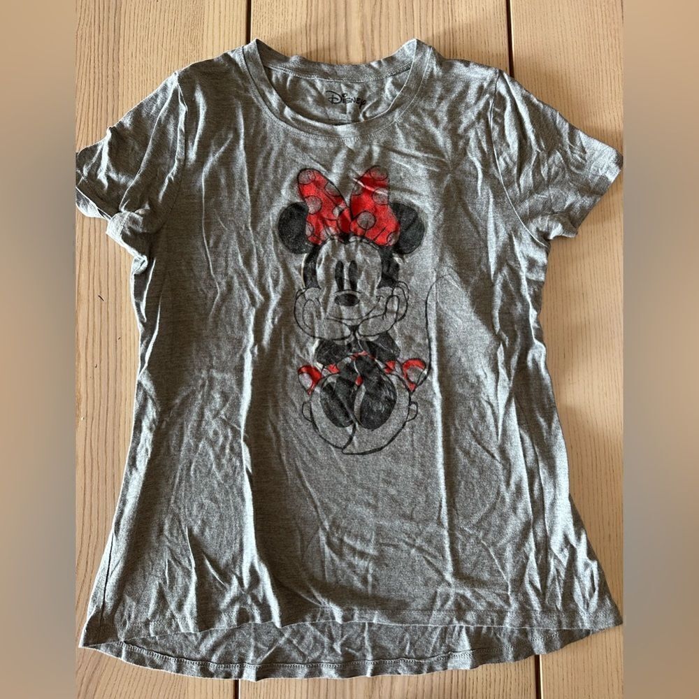 Disney Minnie Mouse comfy tee in grey - Size XL